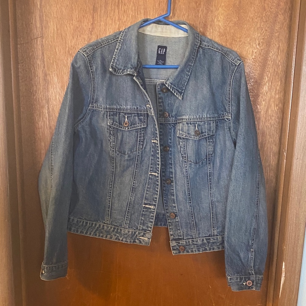 GAP Women's Classic Blue Jean Jacket